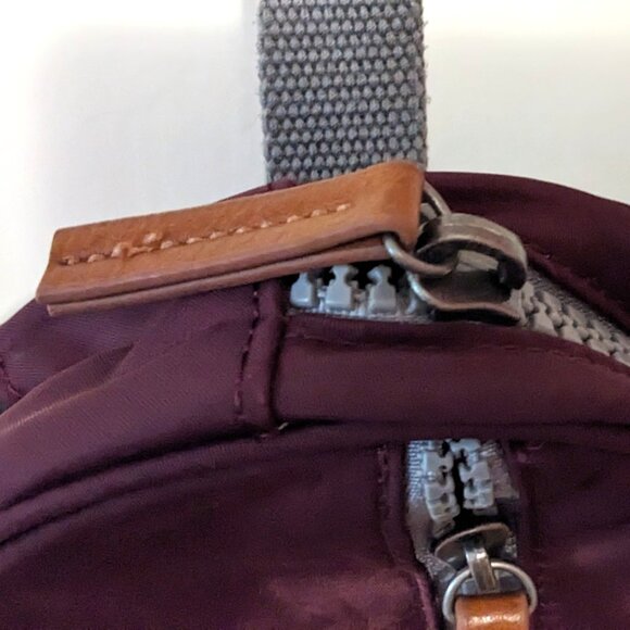 ORI London Paddington Round Hip Bag Plum 6.5 in - Picture 5 of 5